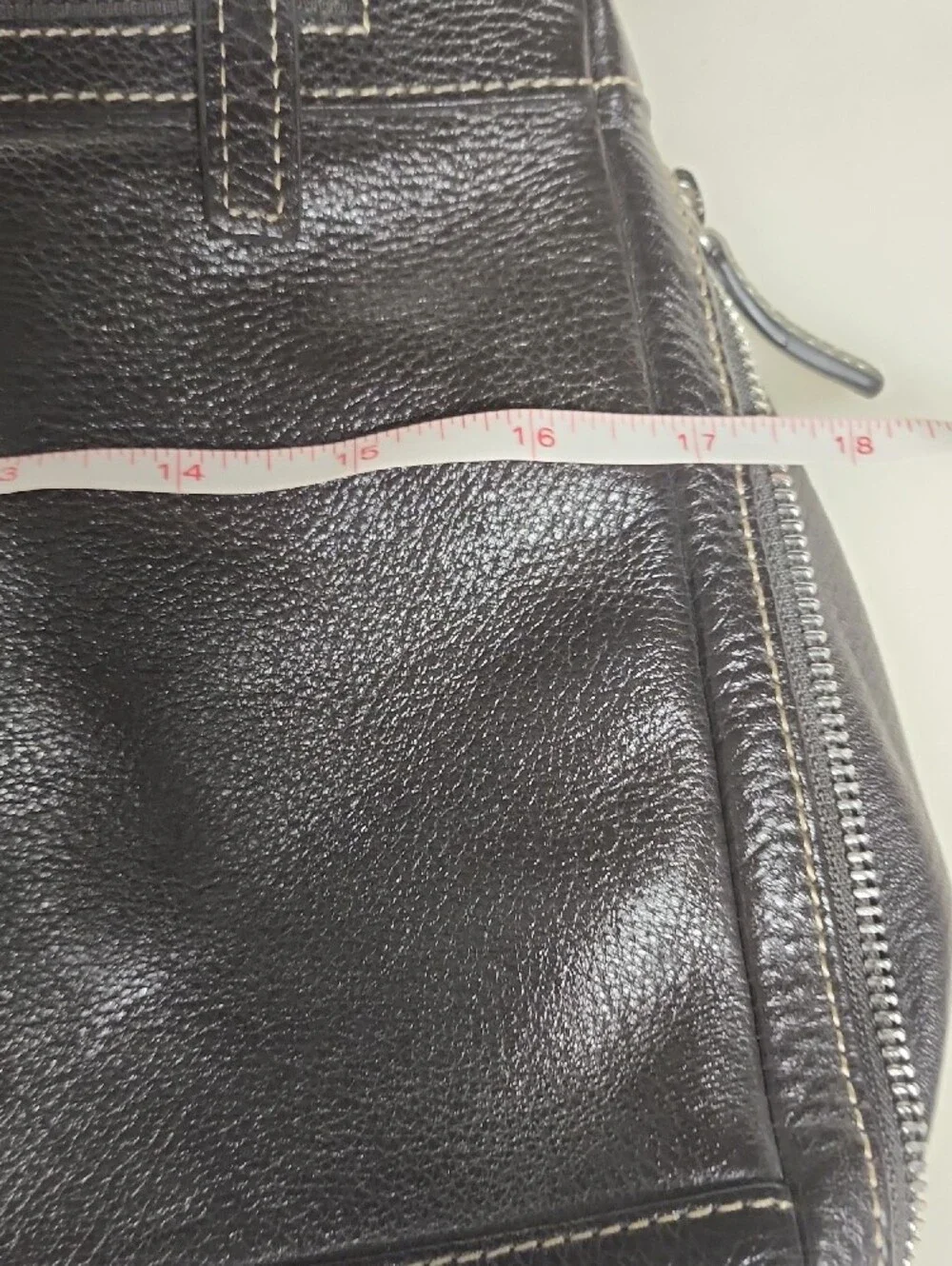 Levenger Brown Leather Logo Patch with Tan Plaid Lining